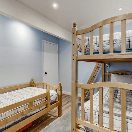Mammoth Ski & Racquet 93K マンモス・レイクス エクステリア 写真